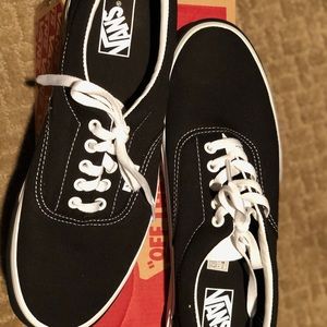 BNWT Men’s Vans size 11